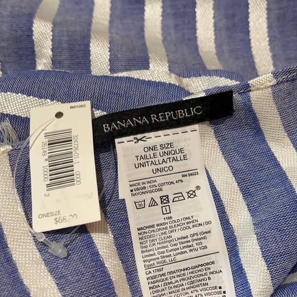 Banana Republic Wrap, NWT, 28”x70” - Picture 4 of 4